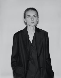 イネサ・ブラシスケ<span>（ゲスト・プログラマー）</span> Inesa BRAŠIŠKĖ <span>(guest programmer)</span>