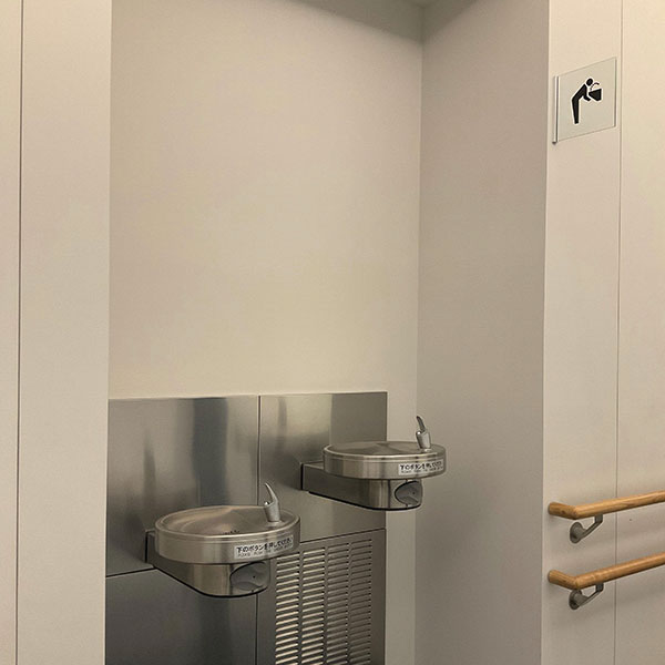 冷水機